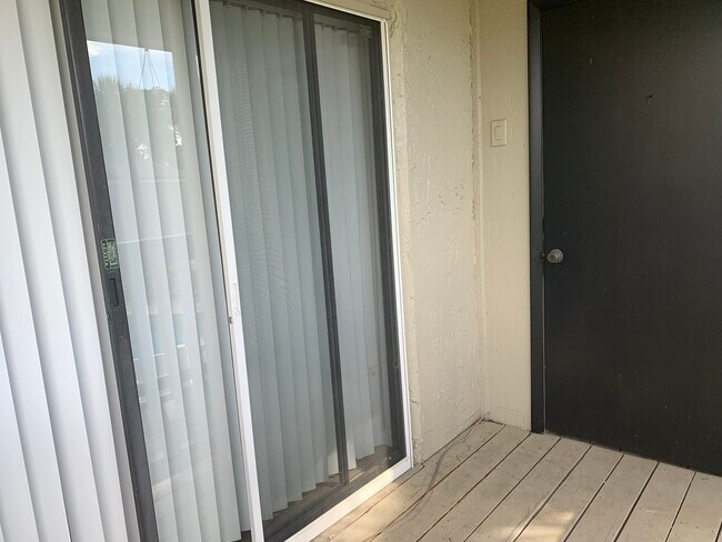 Building Photo - 129 Springwood Cir