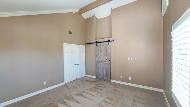 Building Photo - 1569 Avenida Guillermo