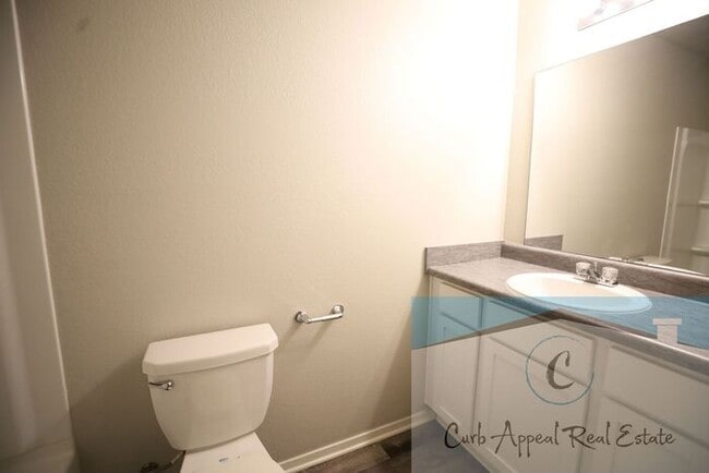 Building Photo - Move in special $850!! Beautiful 3 bed / 2 bath home - Nettleton!!