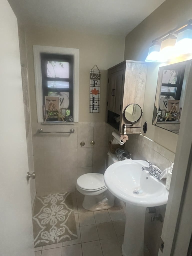 Building Photo - 235 Frankfort Ave