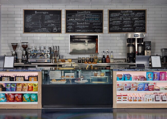 Building Photo - 695 S Olive Ave