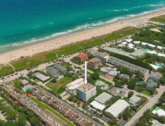 Building Photo - 1112 Ocean Terrace