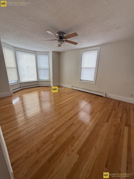 Building Photo - 290 Prospect St