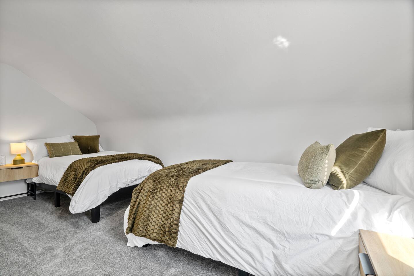 Building Photo - 1114 Meacham St