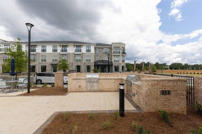 Building Photo - 4516 Molder Dr