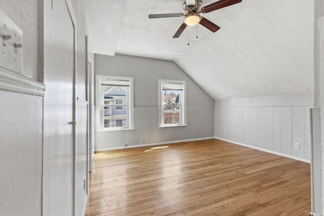 Building Photo - 1690 N Main St