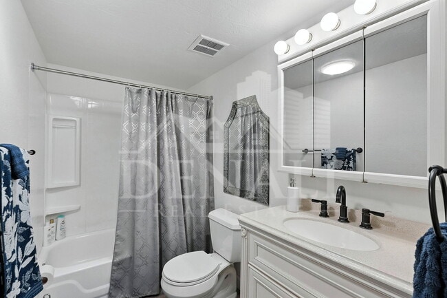 Building Photo - 3313 N 68th St