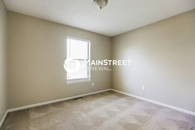 Building Photo - 3 Bedroom Pet-Friendly Home in Pleasant Hi...