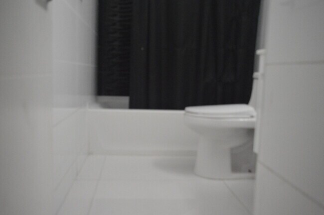 Building Photo - 896 SW 64th Terrace