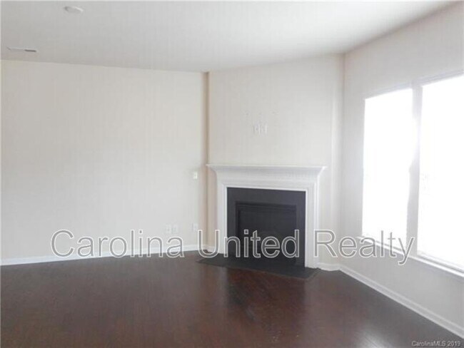 Building Photo - 6538 Portland Rose Ln