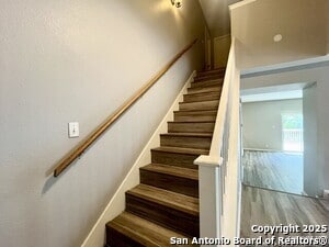 Building Photo - 7704 Flower Bluff