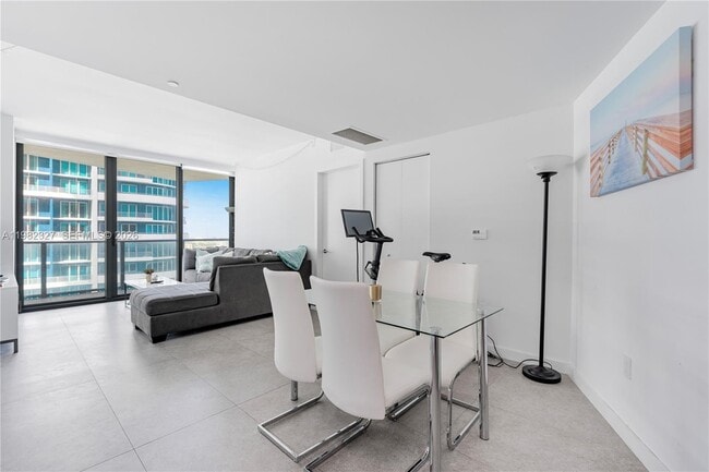 Building Photo - 1300 S Miami Ave