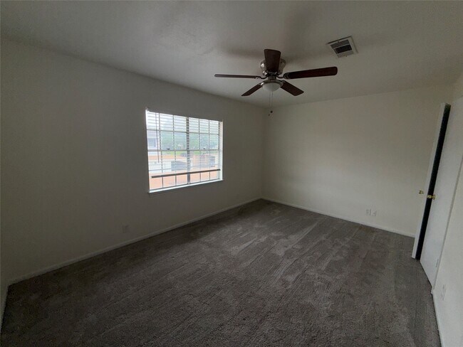 Building Photo - 2039 Winrock Blvd