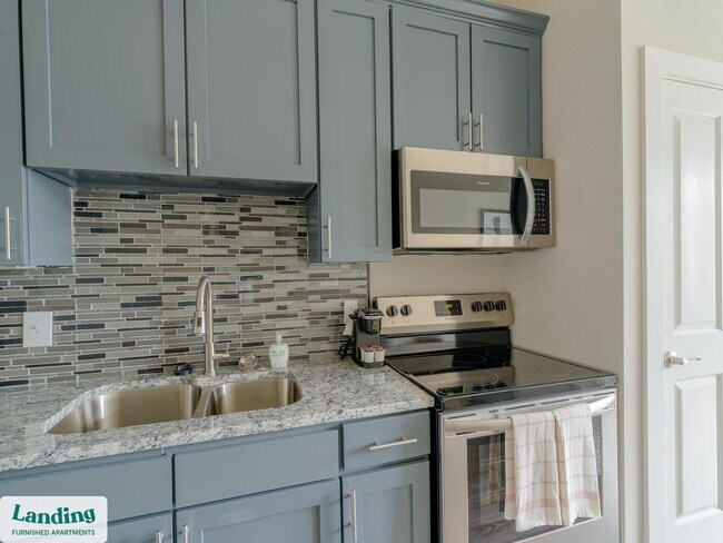 Building Photo - 18101 Point Lookout Dr