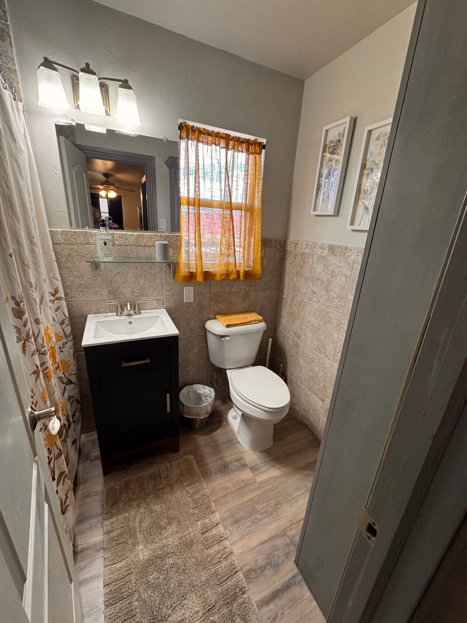 Building Photo - 1207 W Gore Blvd