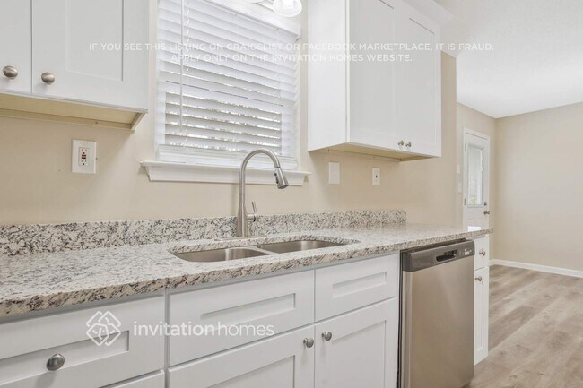 Building Photo - 282 Seals Dr