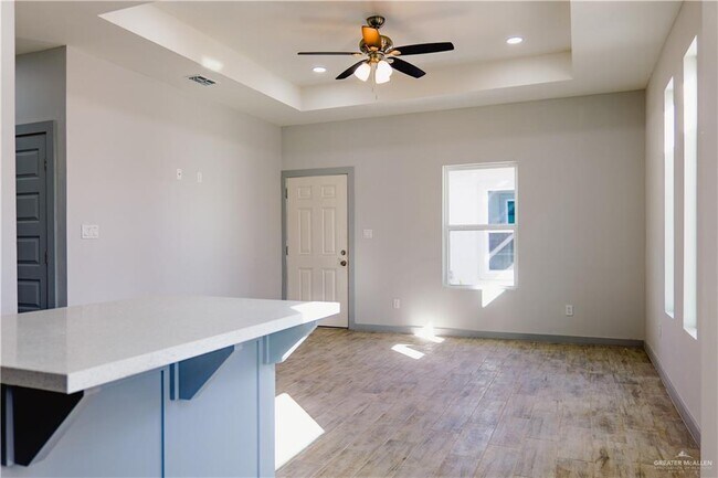 Building Photo - 12 Briggs Rd