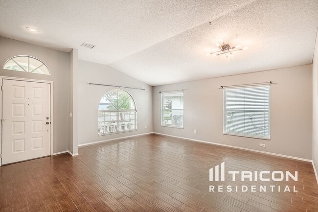 Building Photo - 557 Lake Cypress Cir