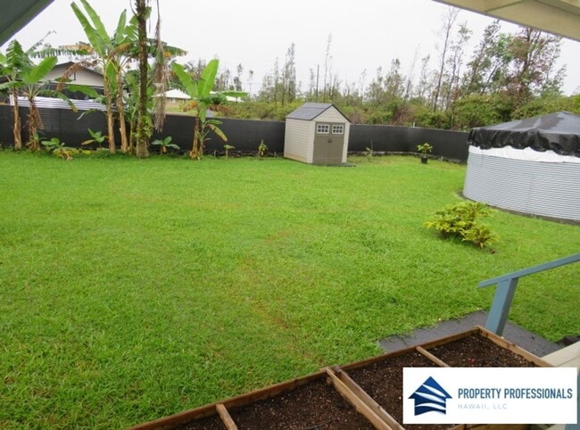 Building Photo - Well kept 3 bdrm in Ainaloa!