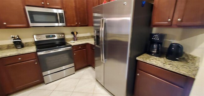 Building Photo - 20229 Lagente Cir