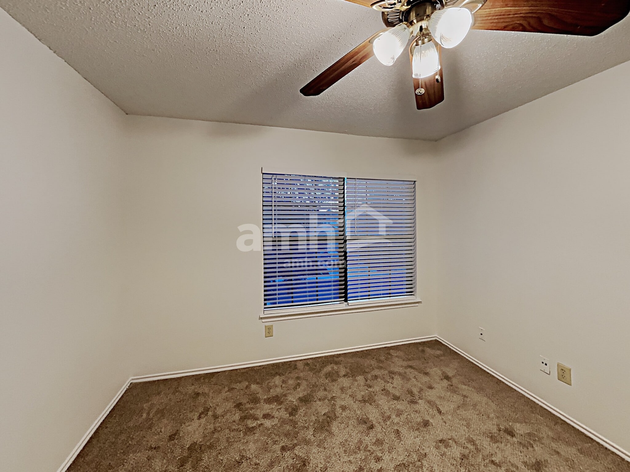 Building Photo - 8334 Tavern Pt