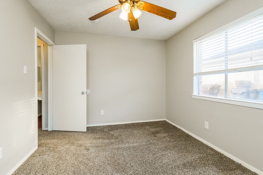 Building Photo - 4831 Owens Creek Ln