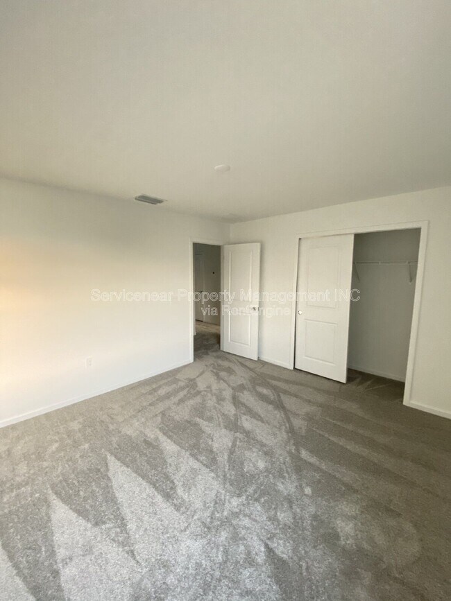 Building Photo - 6136 Baywood Ct