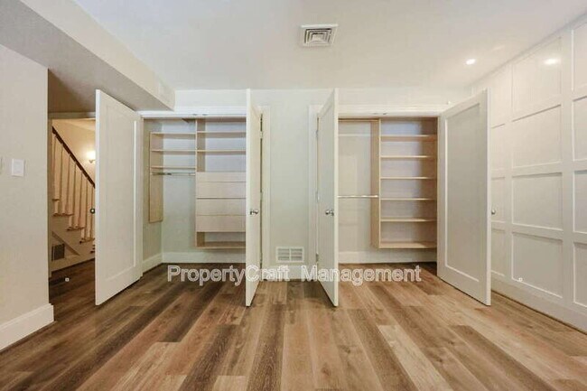 Building Photo - 29 E Springfield St