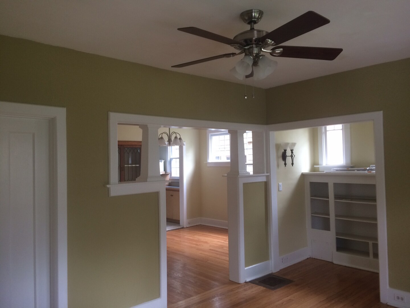 Building Photo - 940 Westcott St