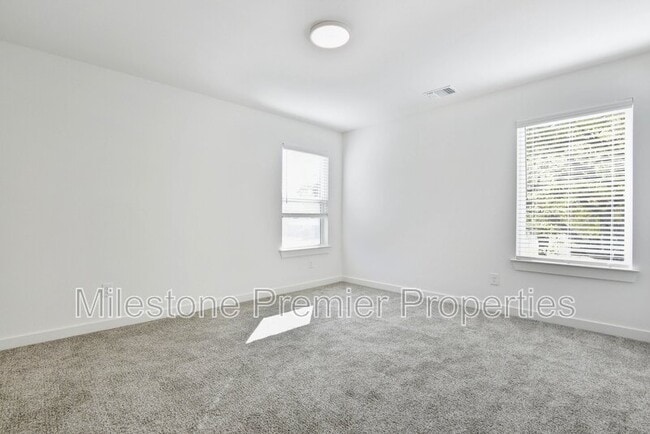 Building Photo - 601-603 W Johnson St