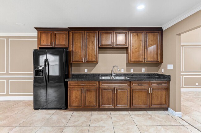 Building Photo - 3611 Wyoming St