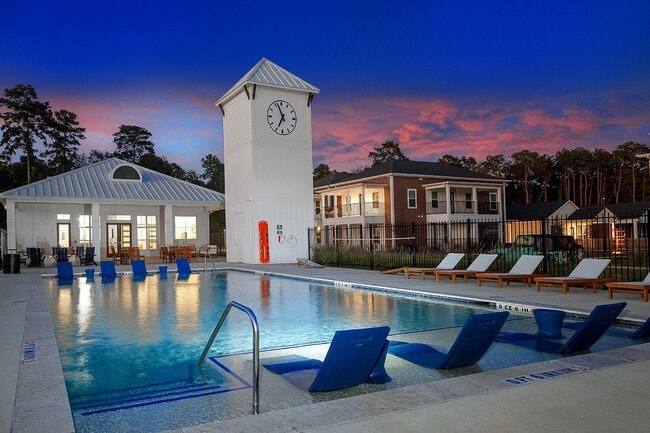 Building Photo - Cottage Living