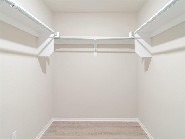 Building Photo - 6507 NW Gregory St