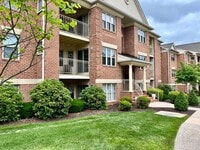 Building Photo - 1717 Landmark Dr