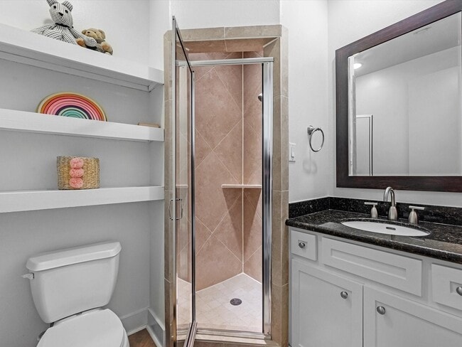 Building Photo - 3421 Gillespie St