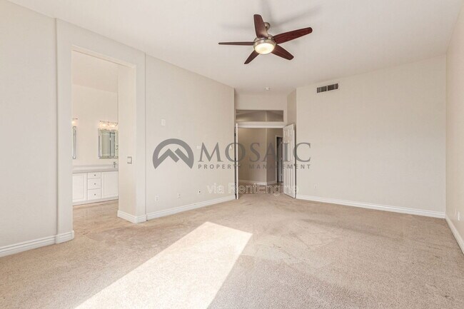 Building Photo - 745 W Citrus Way