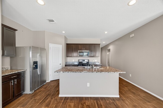 Building Photo - 3311 Specklebelly Dr.