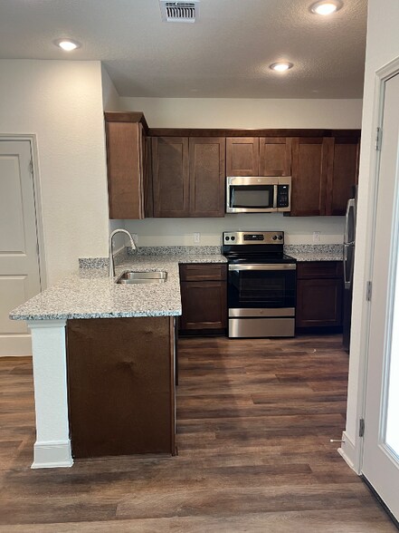 Building Photo - 13506 Tulipwood Nook