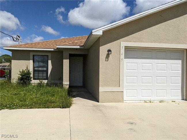 Building Photo - 545 SE 4th Terrace