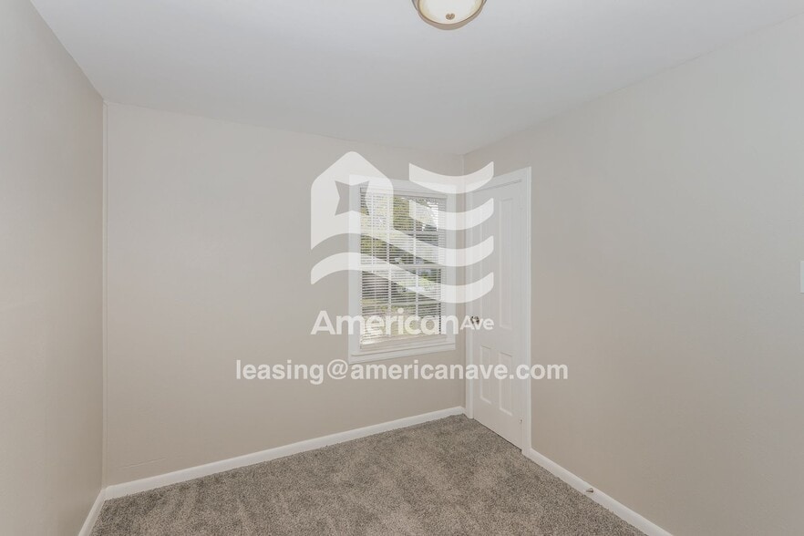 Building Photo - 609 McArthur Blvd