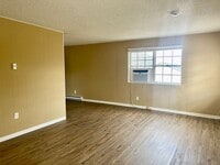 Building Photo - 615/617 Texas Ave