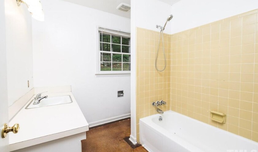Downstairs bathroom - 304 Umstead Dr