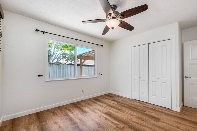 Building Photo - San Diego- Near Del Cerro - Refreshed 4 bed / 2 bath Home w/Solar ,A/C, Large Yard, Garage, and M...