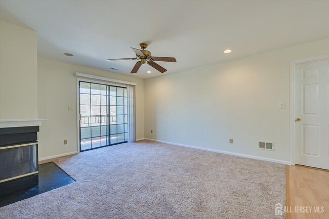 Building Photo - 1109 Stoneridge Cir