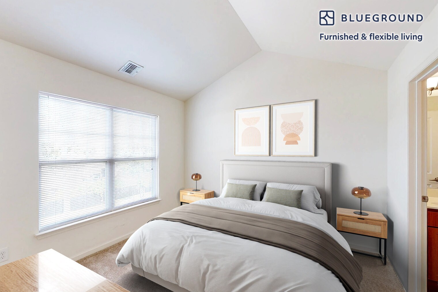 Building Photo - 998 Stewart Ave