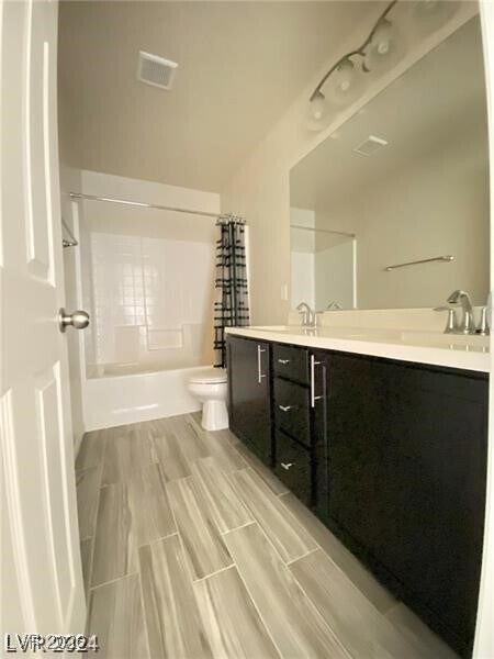 Building Photo - 6402 Dollis Hill St