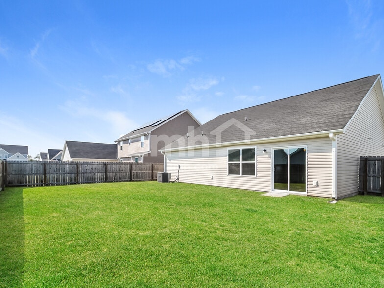 Building Photo - 7116 Brittany Pointer Ct