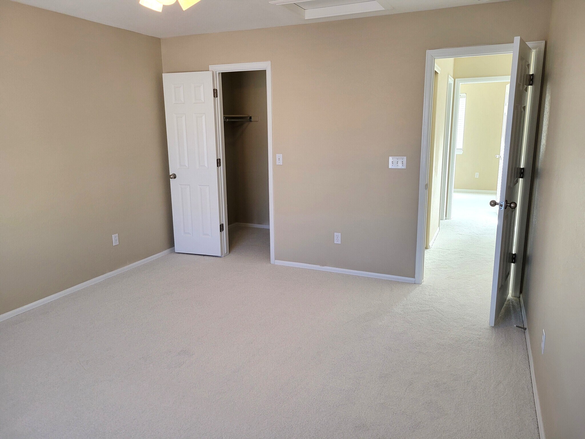 Building Photo - 13712 Narrowleaf Dr