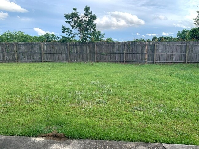 Building Photo - Stylish 3BD/2BA Rental Home in Miller Farm...