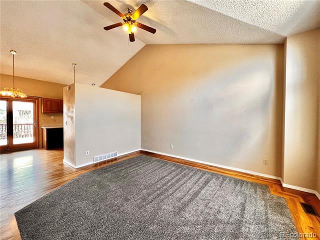 Building Photo - 310 Medford Dr